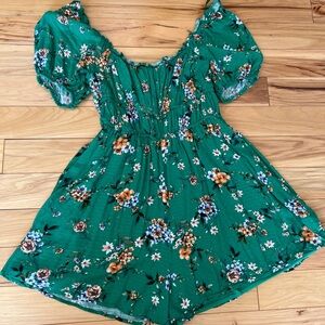 Green Floral Puff-Sleeve Short Romper